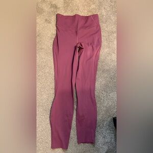 Lululemon Base Pace 25” 7/8 ankle leggings size 6, color mystic purple